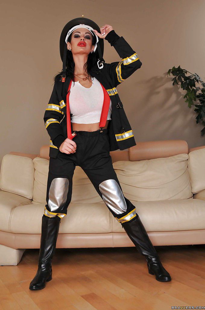 tetona Babe en fuego uniforme Angelina San valentín pelar y la difusión de su Las piernas