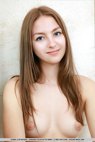 solo Fille dans grenouillère exposer Petit adolescent seins dans Salle de bain pour glamour Photos